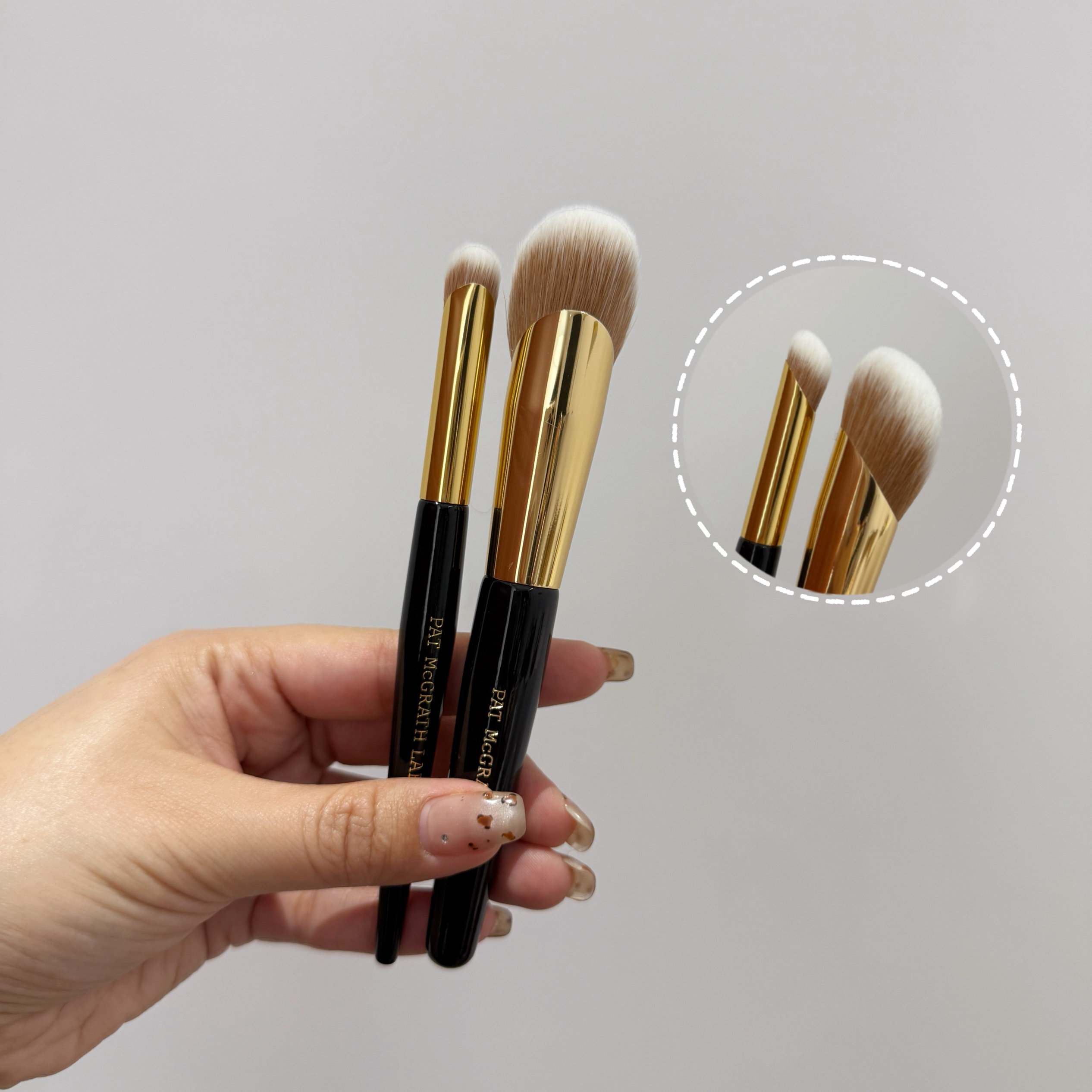 PAT指腹粉底刷无痕底妆刷遮瑕刷黑眼圈痘印法令纹巨服帖,彩妆/香水/美妆工具,化妆刷,淘宝优惠券,粉丝福利购,淘宝优惠卷