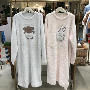 日系软绵绵保暖舒适家居裙可爱小熊小兔卡通秋冬加长款云感绒睡裙