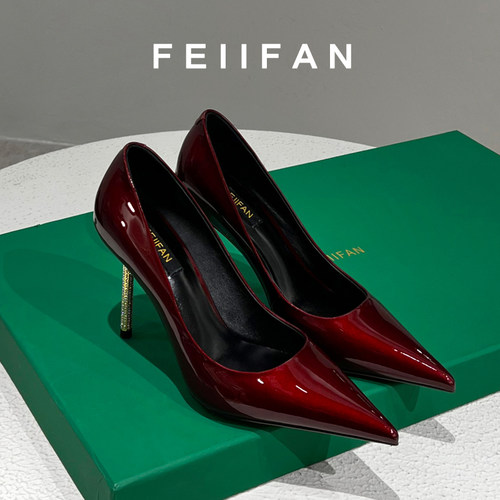 绝美红色高跟鞋2025秋冬新款细跟不累脚水钻跟气质尖头单鞋女婚鞋