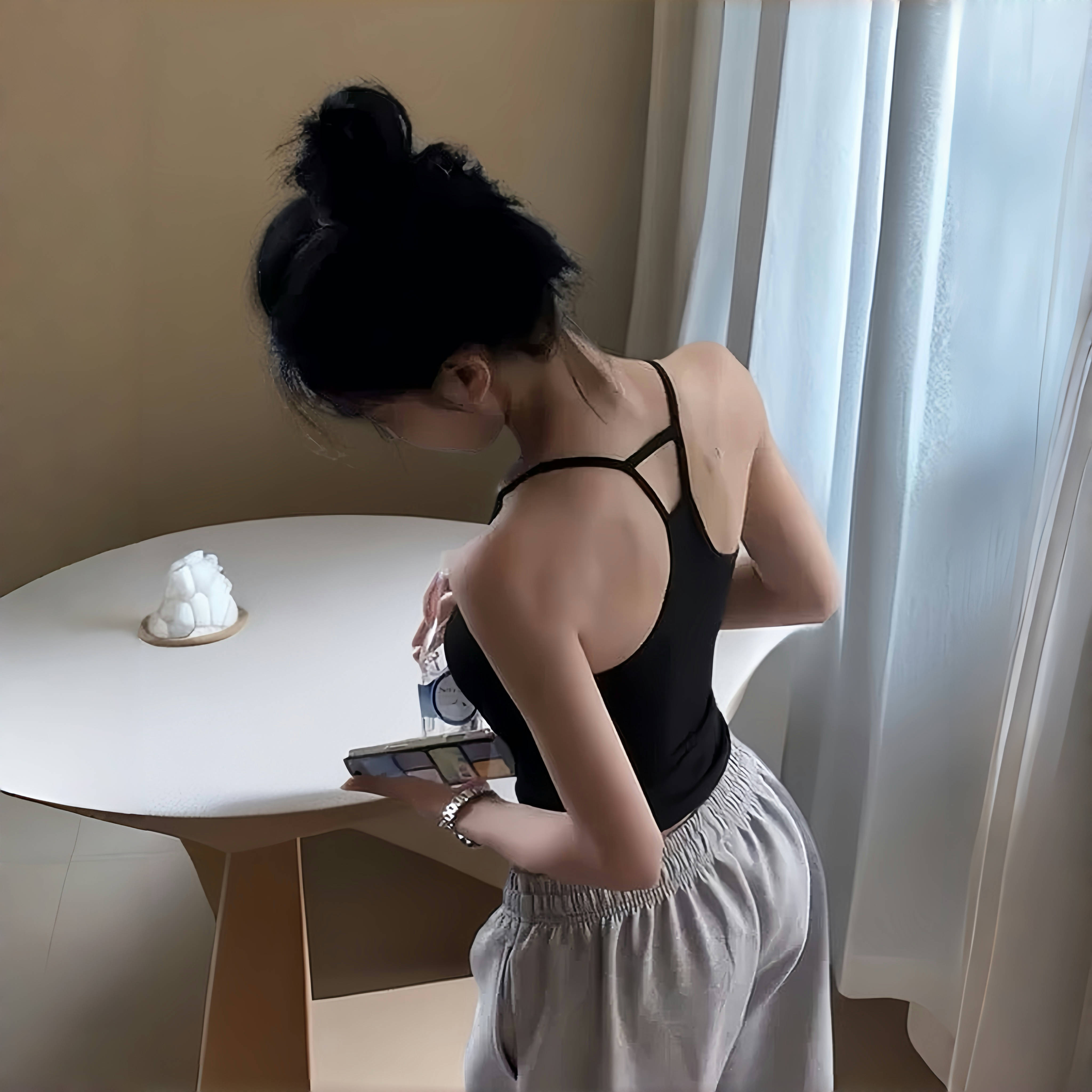 露背挂脖吊带女2025夏季新款内搭背心百搭修身显瘦可外穿美背上衣