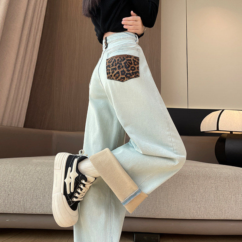 浅蓝色加绒阔腿牛仔裤女冬季新款