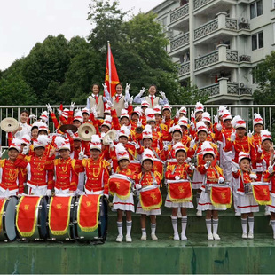 新款儿童鼓号服幼儿园学生升旗仪式仪仗队服装红白相间管乐队演出