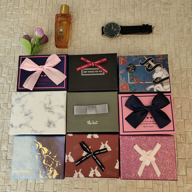 小礼盒包装盒小号简约创意ins风口红礼品盒子精美韩版生日礼物