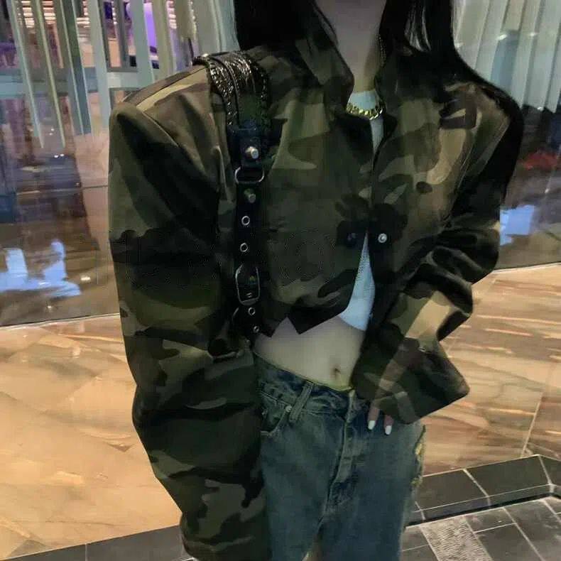 原宿风设计感帅气chic美式复古百搭宽松通勤迷彩棒球服短外套女