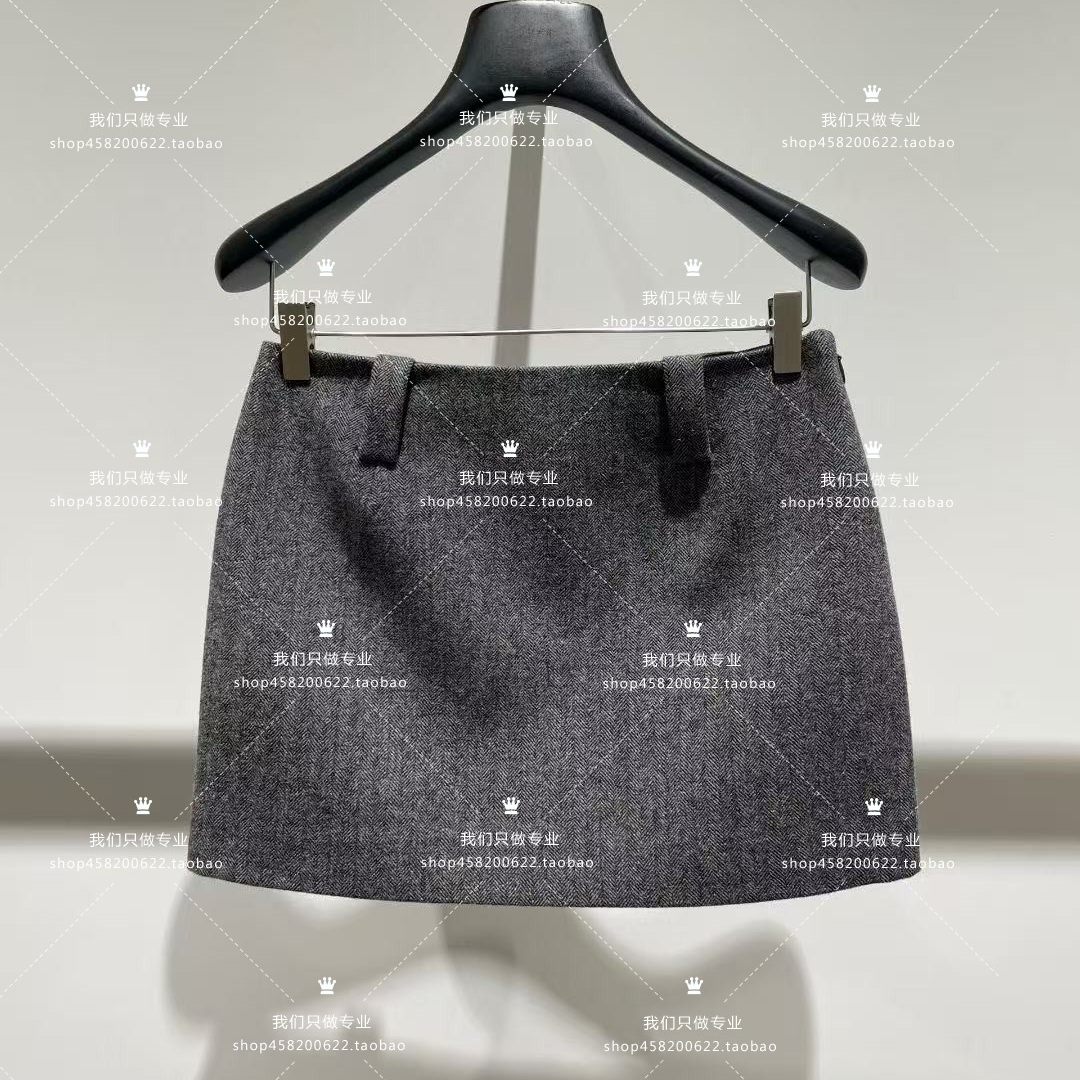 欧家专柜2025秋冬新羊毛薄呢a字半身裙女短裙1SY3075140-10A-599