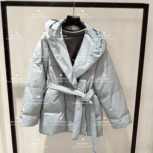 2390 11A 欧家专柜2025冬新连帽袍式 中长羽绒服外套女1SY433165F