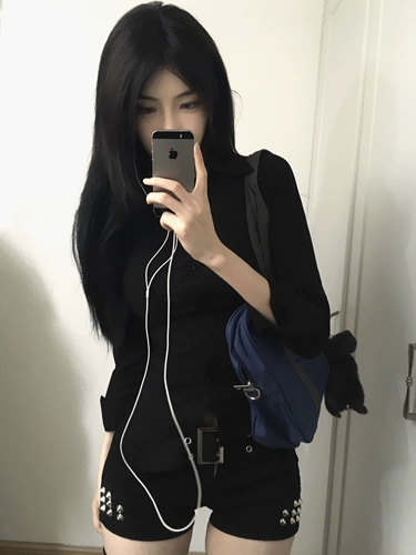 Вишня / вишня 33 года.