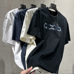 字母贴补立体花卉刺绣设计圆领宽松T恤 男个性 早春新款 青春风短袖
