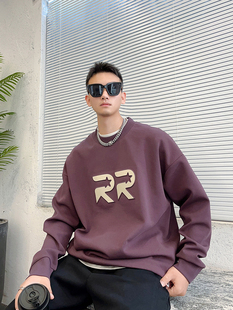 新款 青年春季 上衣 字母印花压花圆领宽松落肩长袖 25港风卫衣男个性