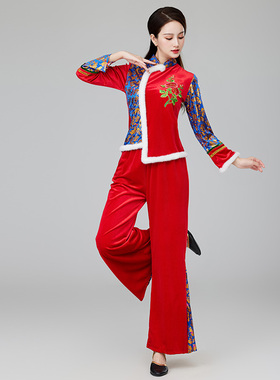 新款秧歌服女民族风扇子舞广场舞套装红色喜庆打鼓服舞台演出年服