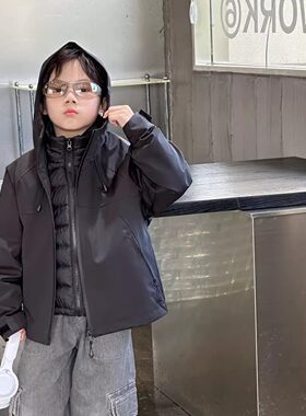 儿童三合一冲锋衣羽绒服