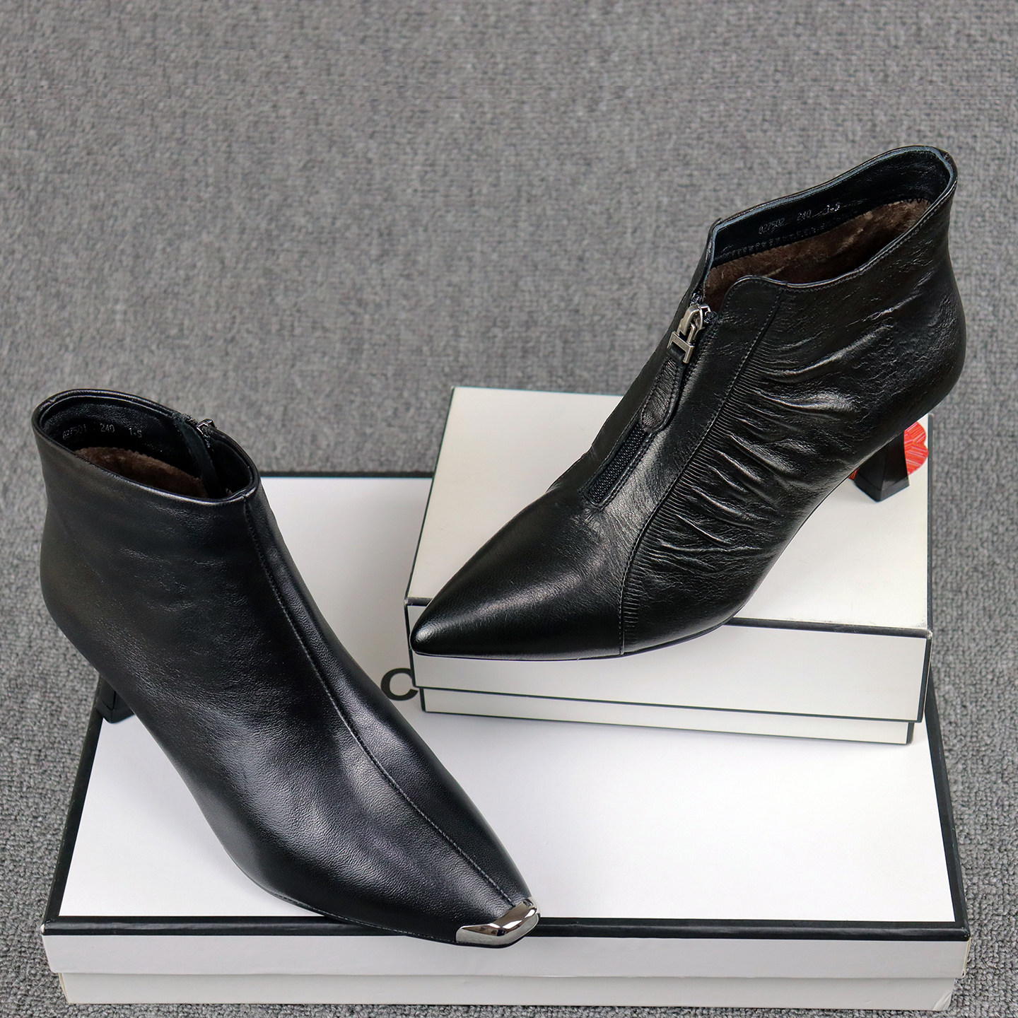 红依利女靴2025冬季新款羊皮气质复古时装靴舒适短靴加绒保暖棉靴,女鞋,时装靴,淘宝优惠券,粉丝福利购,淘宝优惠卷