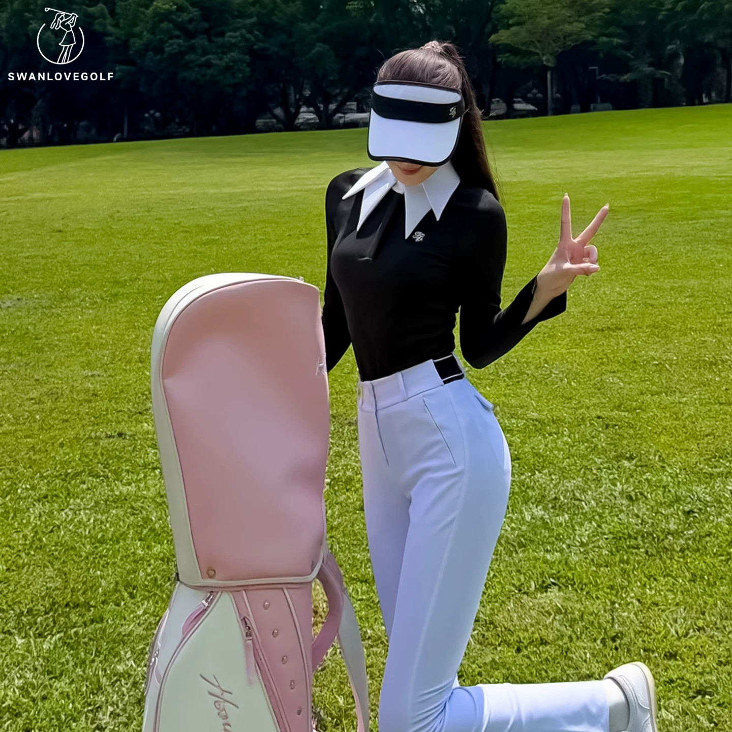 高尔夫女秋冬新款显瘦微喇套装