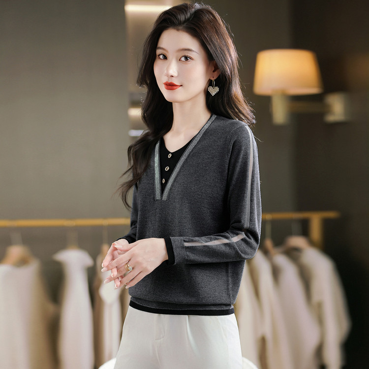 100%羊毛极简风V领假两件羊绒衫