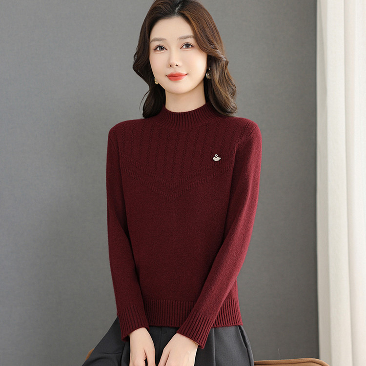 100%羊毛气质简约半高领羊绒衫