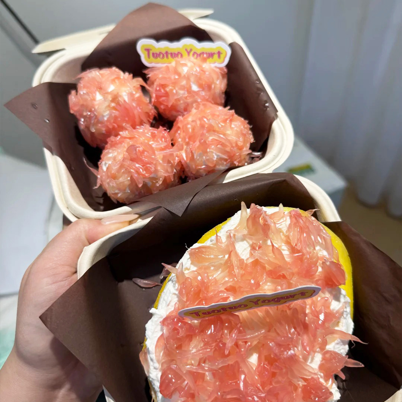 固体杨枝甘露打包盒子芒果船水果夹透明翻盖打包盒子便当盒摆摊盒