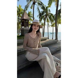 one 女88038 two QIQI绮绮家 麻花编织V领针织开衫