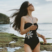 爆款 泡温泉连体抹胸挂脖性感纯欲风泳衣女款 2025年新款 高级感显瘦