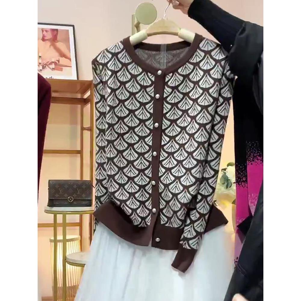 2025年秋季新款大码女装长