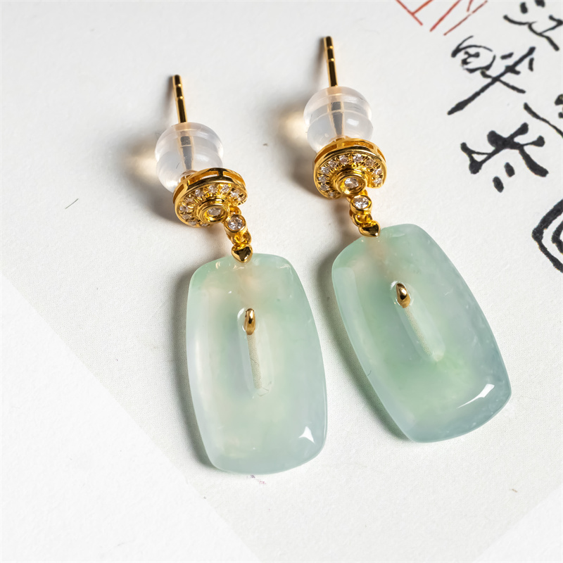 翠贵人18K冰种糖果色方糖耳坠