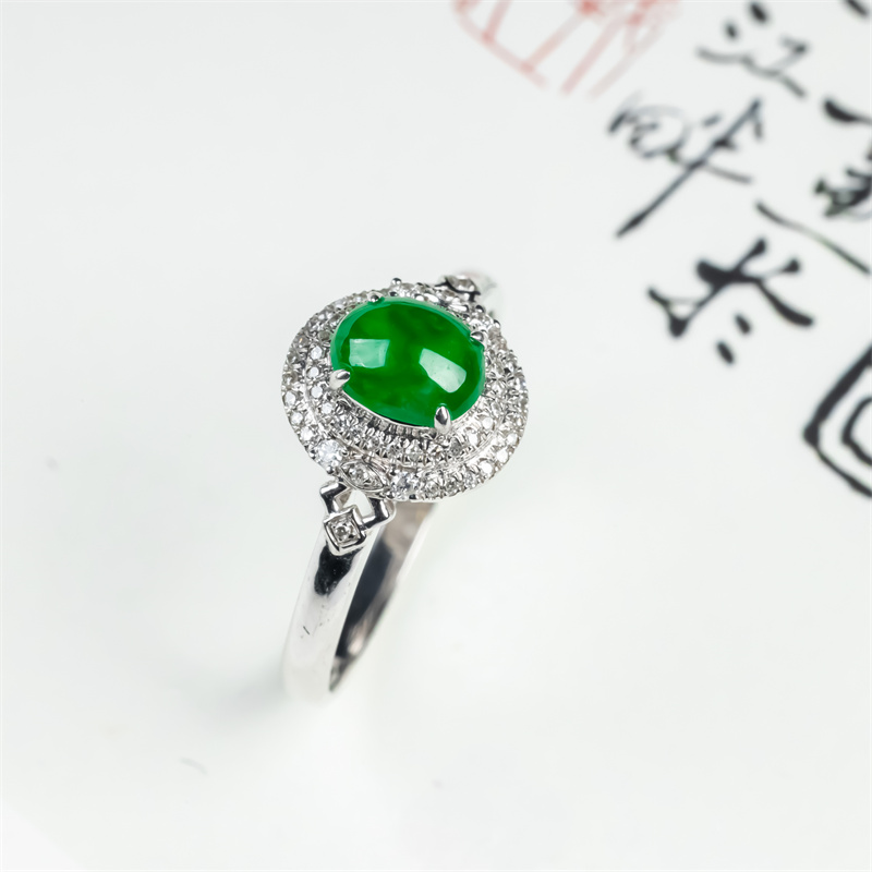 翠贵人天然翡翠18K冰阳绿戒指