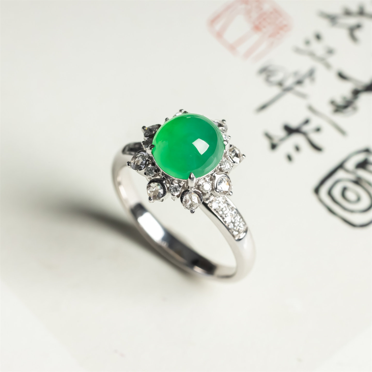 缅甸天然翡翠A货老坑阳绿时尚18K冰种女士戒指冰满绿高档戒指戒指