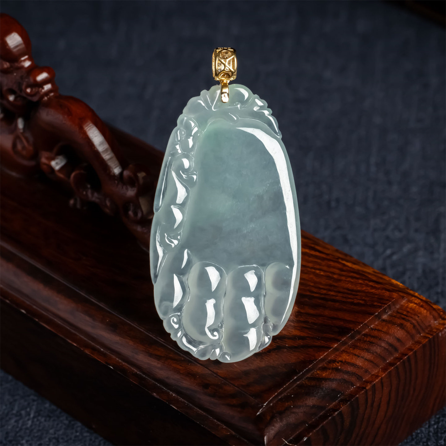 缅甸天然翡翠A货冰种冰透佛手瓜如意吊坠18K男女款翡翠老坑挂件