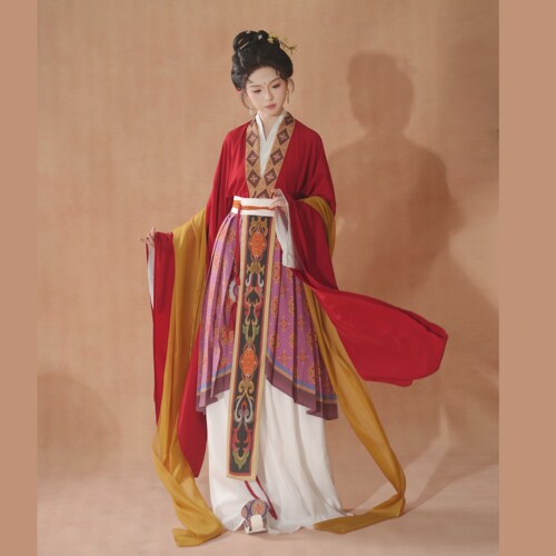 汉墨记二创复原仕女图神仙服