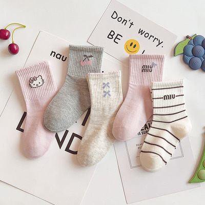 爱嘀嗒儿童袜子秋冬季日系甜美可爱卡通条纹女宝学生精梳棉中筒袜