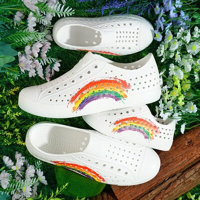 crazy ativ亲子鞋彩虹印花洞洞鞋情侣沙滩鞋涉水鞋凉鞋户外溯溪鞋