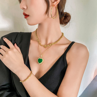 珠宝热卖ins风欧美时尚流行冷淡风叠戴链仿真祖母绿吊坠