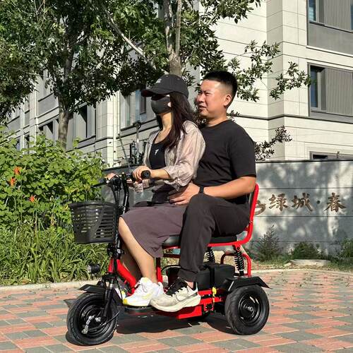 新款双人爬坡电动三轮车老年代步