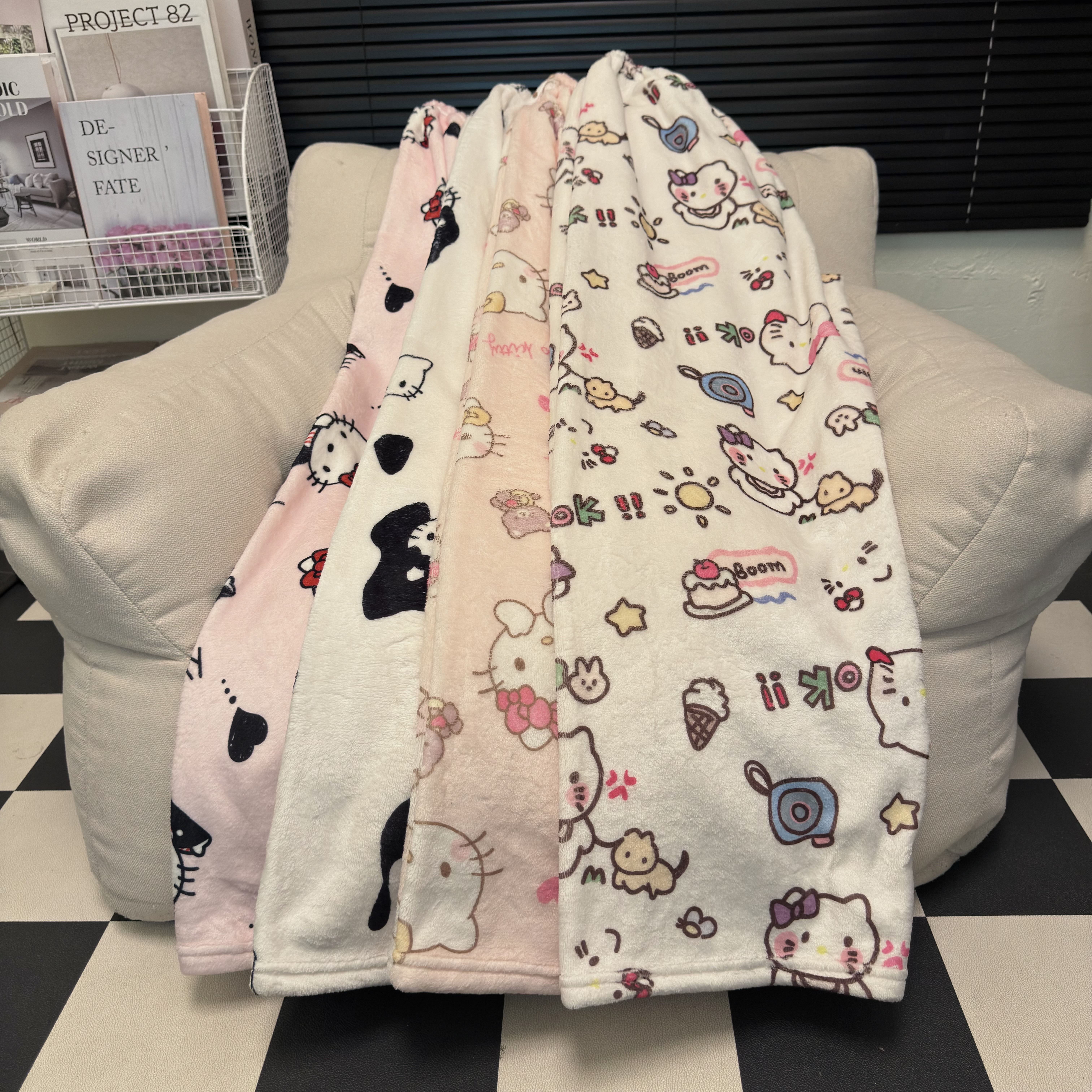 KT猫珊瑚绒冬天长睡裤女保暖加厚