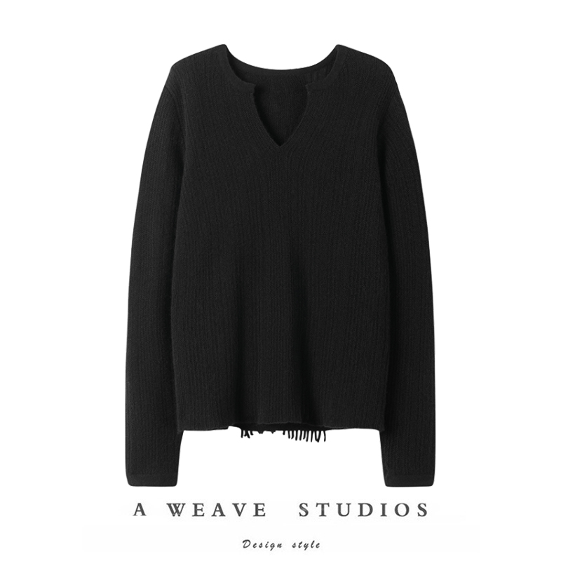 V领后背镂空流苏造型长袖