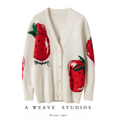 时髦感满满 25新款 100%纯山羊绒秋冬日感草莓提花针织宽松外套女