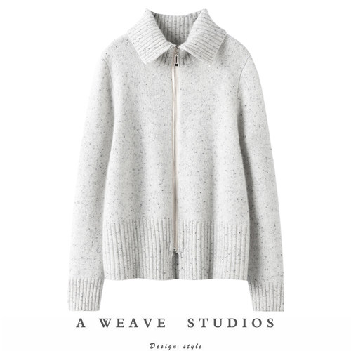 领显瘦秋冬宽松点子纱针织外套