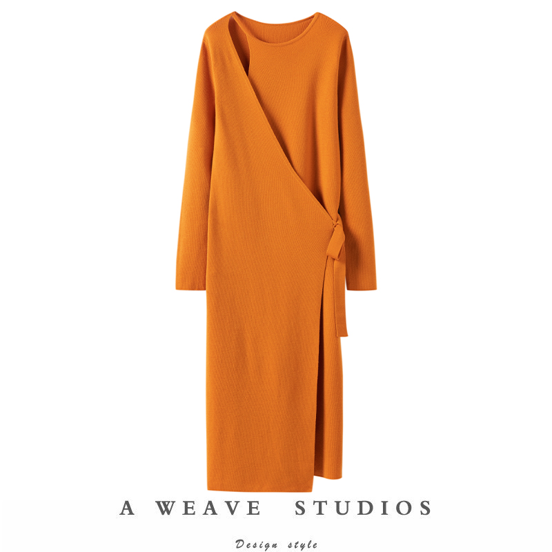 好显瘦！100%纯山羊绒法式慵懒随性肩部镂空交叠系带式针织连衣裙