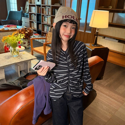花与寻女童2026秋款韩版条纹抽褶T恤儿童竖条纹收褶设计长袖打底