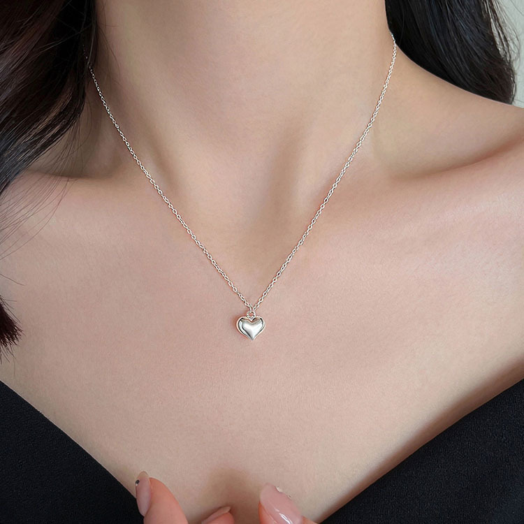 s925砰砰爱心项链女夏ins小众高级感光面桃心锁骨链 女神礼物