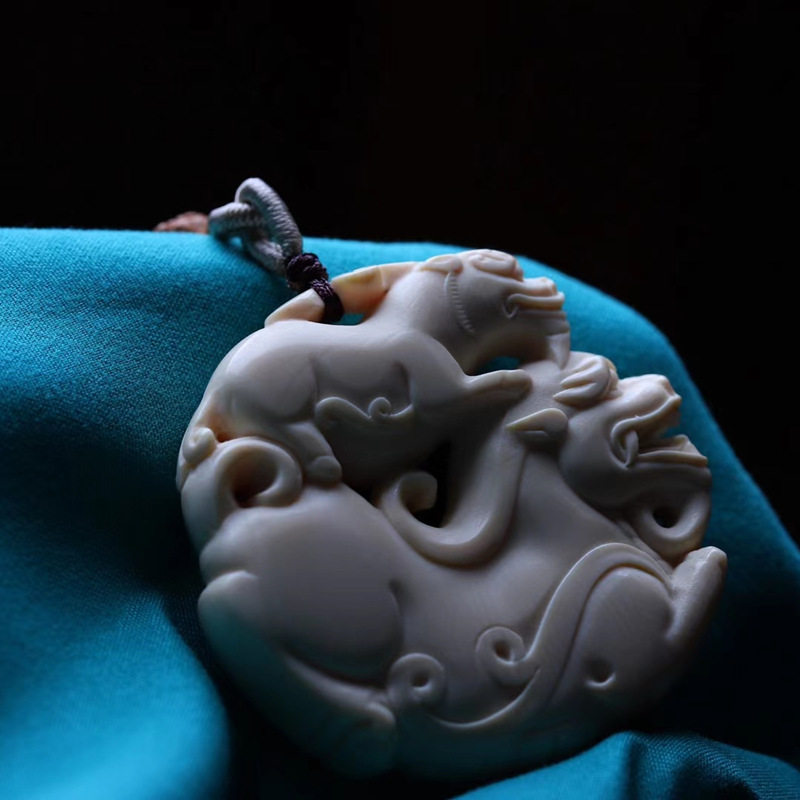 天然猛犸象牙双貔貅吊坠民族风挂件手工雕貔貅汽车挂件毛衣链项坠