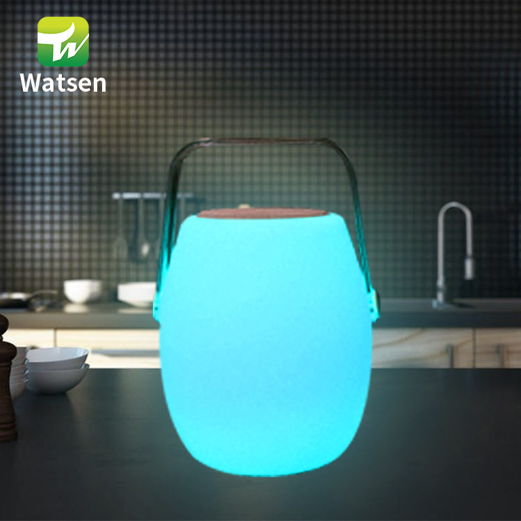 亚马逊爆款户外便携式七彩发光夜灯蓝牙音箱家居卧室遥控音响台灯