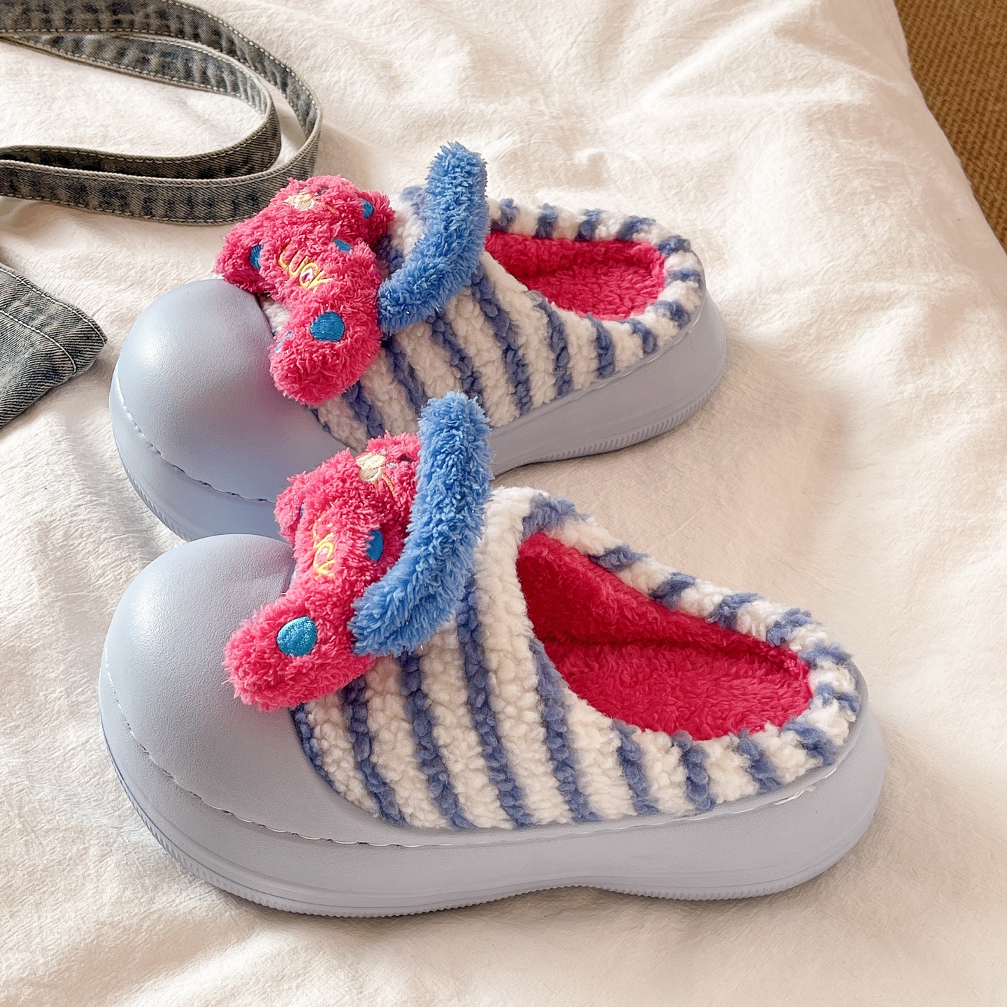 俏绘加绒保暖可爱猫咪条纹棉拖鞋