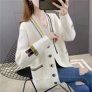 毛衣开衫秋装女款2024年新款针织上衣宽松洋气百搭外穿小香风外套