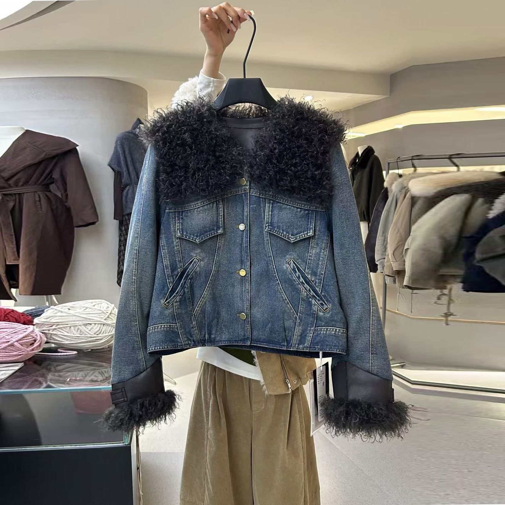 PUTIAN复古牛仔拼接毛领外套