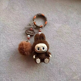可爱迷你labubu坐姿植绒拉布布包包情侣汽车钥匙扣装饰挂件手机链