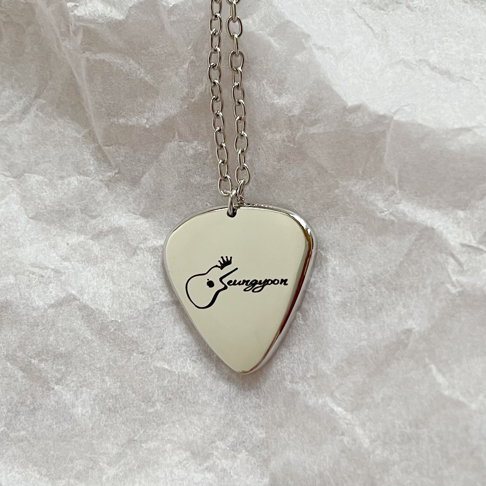 Regina原创WINNER姜昇润吉他拨片吊坠项链女情侣百搭ins简约嘻哈