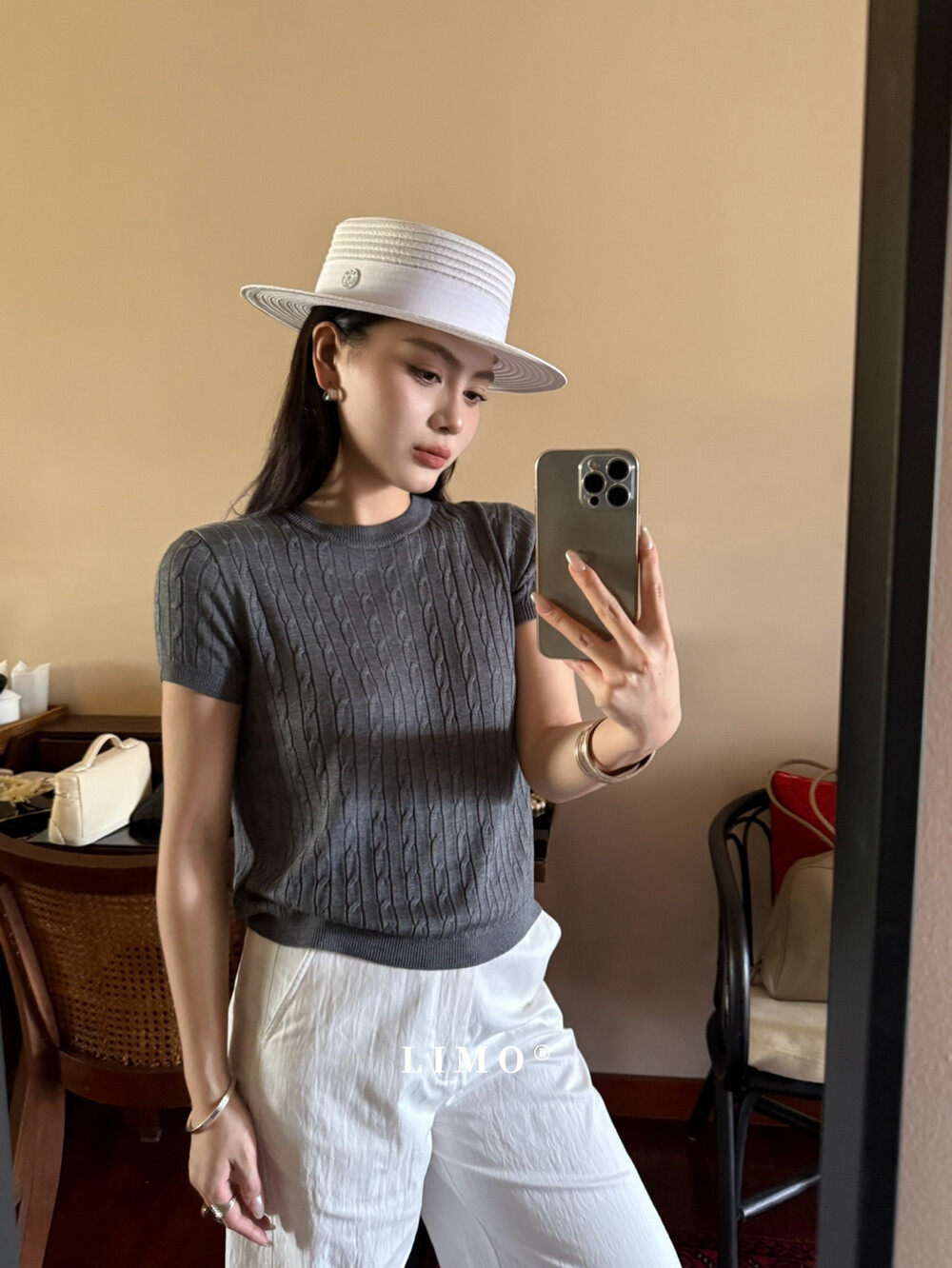 LIMO正版2026春季新款韩版洋气老钱英伦风百搭ins麻花短袖针织衫
