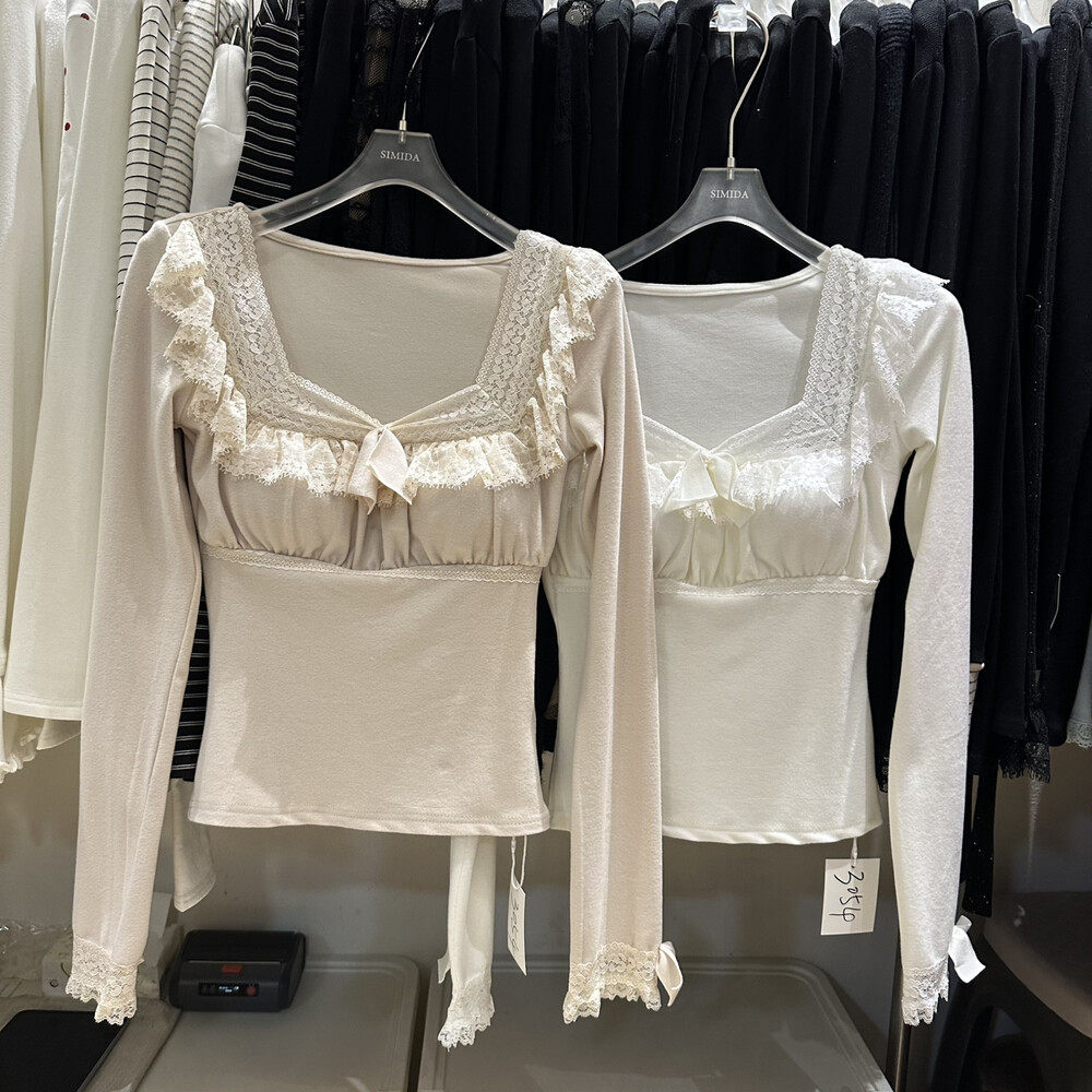 Simida正版2025冬季新款韩版时尚百搭ins蕾丝拼接方领纯欲打底衫