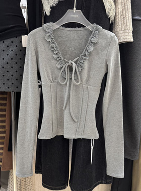 Simida正版2025冬季新款韩版洋气时尚百搭蕾丝花边拼接系带打底衫