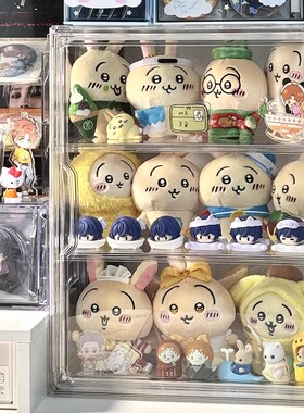 chiikawa收纳盒展示柜吉伊卡哇展示架乌萨奇小八透明防尘挂件整理